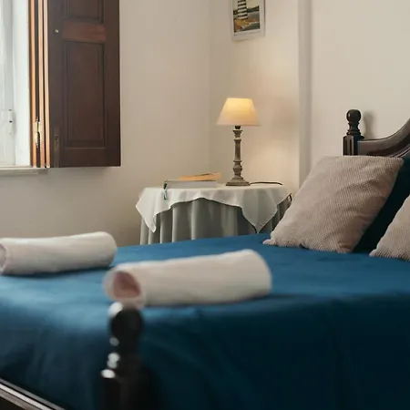 21 - Surf House Perfect Location