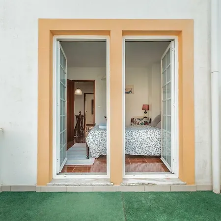 21 - Surf House Perfect Location *