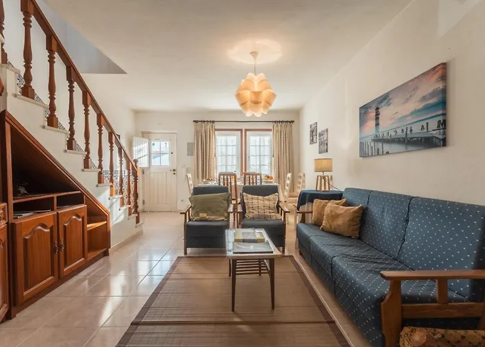 21 - Surf House Perfect Location Baleal