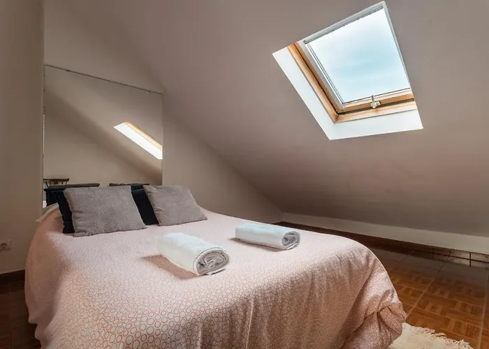 21 - Surf House Perfect Location * Baleal